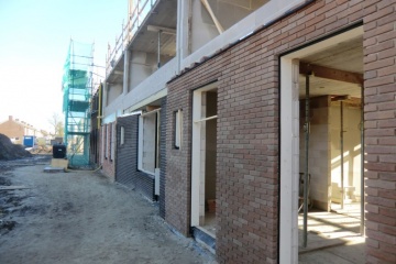 Metselwerkzaamheden van start!
De maand februari staat bij de bouw van de kloostertuin woningen in het teken van de metselwerkzaamheden.